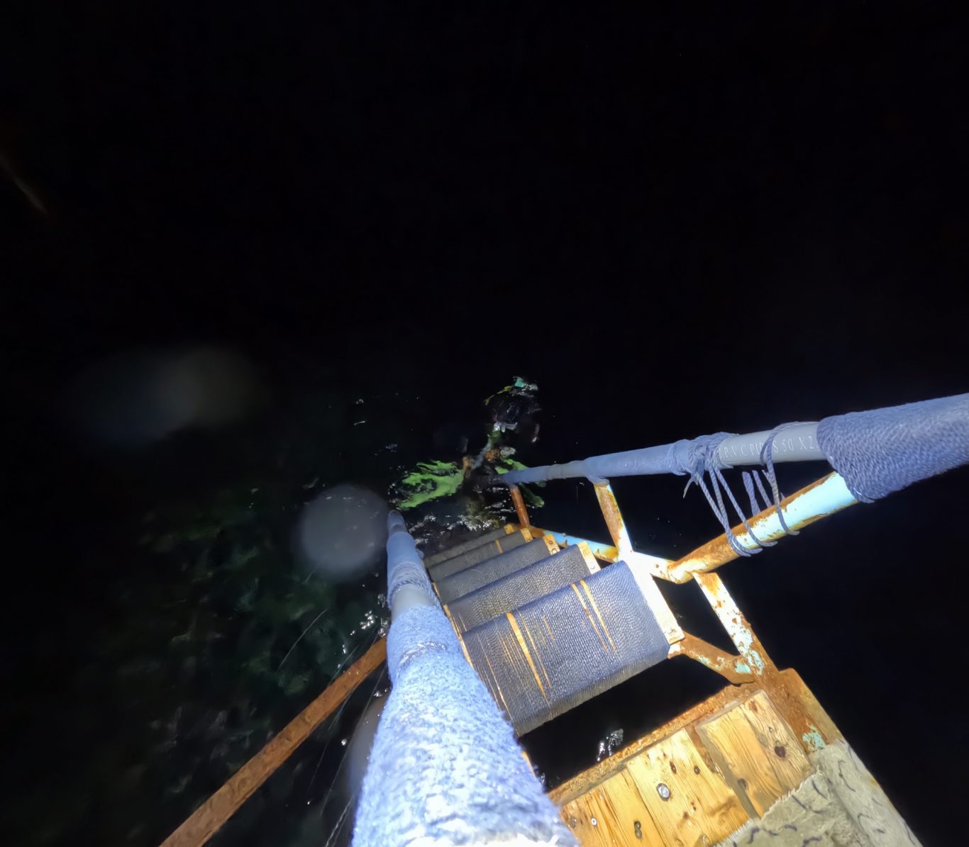 Aufstieg zum Jetty bei Nacht