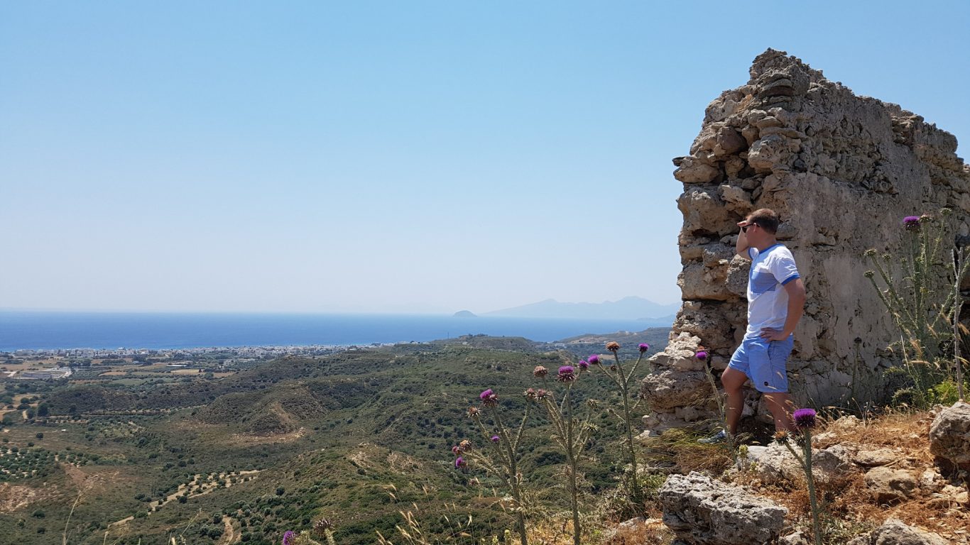 Ausblick von der Burgruine Palio Pyli